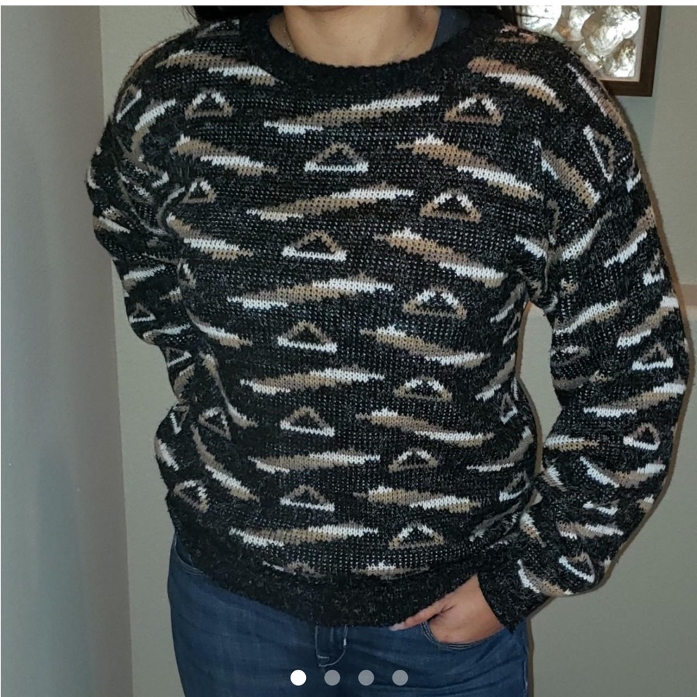 OKJ brand vintage sweater Sz S